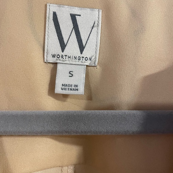 Worthington Top - Picture 2 of 3